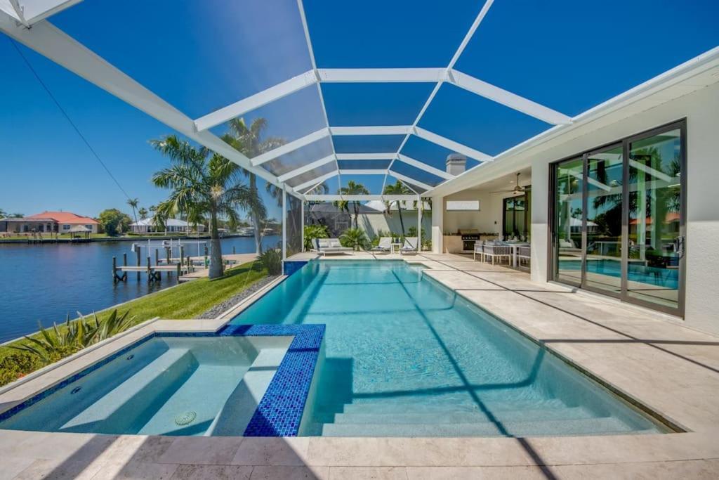 Villa Sensation By Coralvilla - New,Modern With Pool Кейп-Корал Экстерьер фото